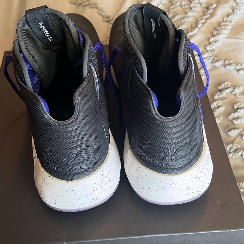 UA sC size 10.5 - Picture 2 of 6